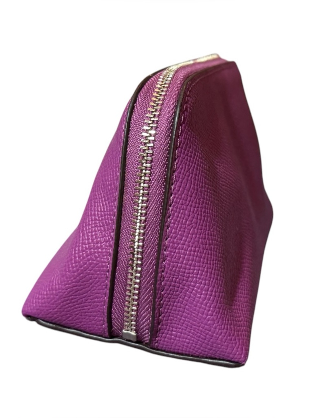 Coach Magenta Crossgrain Leather Cosmetic Pouch, Like New! 💜🩷 - Picture 3 of 14
